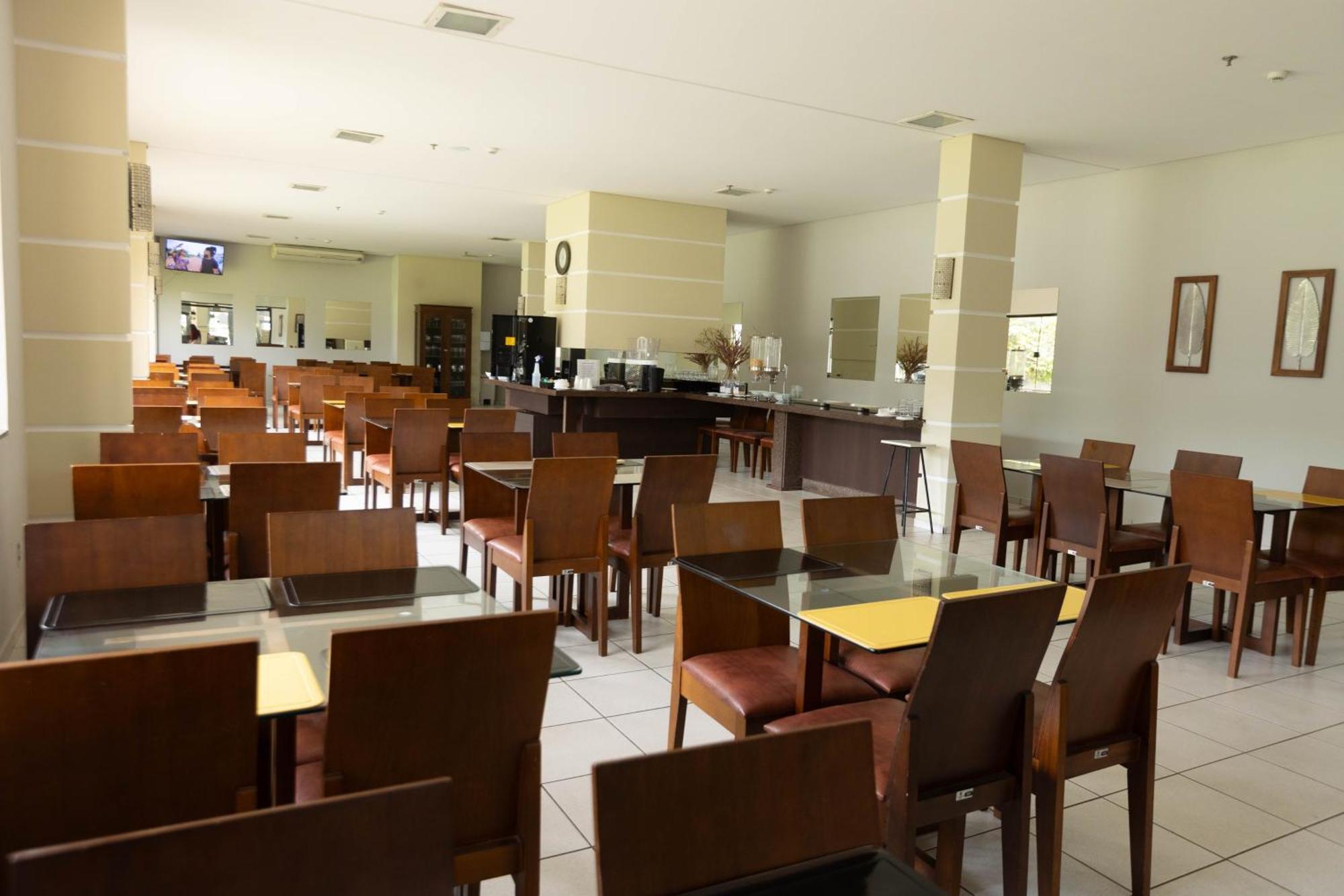 Hits Pantanal Hotel Aeroporto Várzea Grande Exterior foto